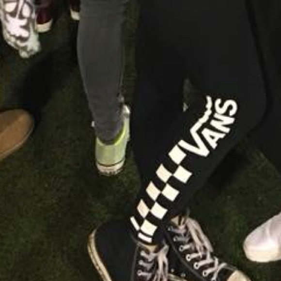 {keywor d} vans legins